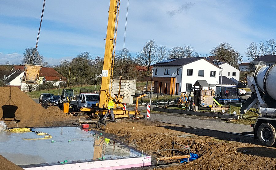 Arbeit einer Bodenplatte